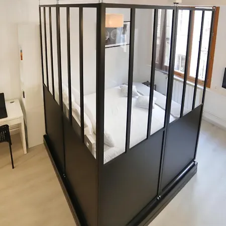 Guest house Aptcitystay Apt